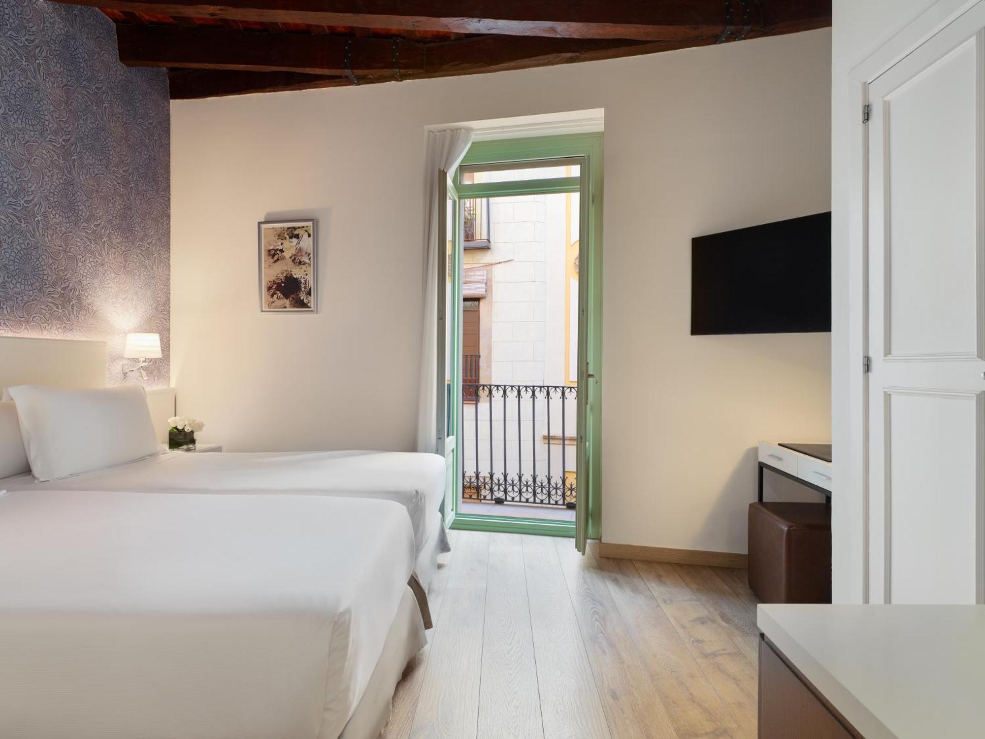เฮช10 ราโคเดลพิโฮเต็ล Hotel บาร์เซโลนา ภายนอก รูปภาพ